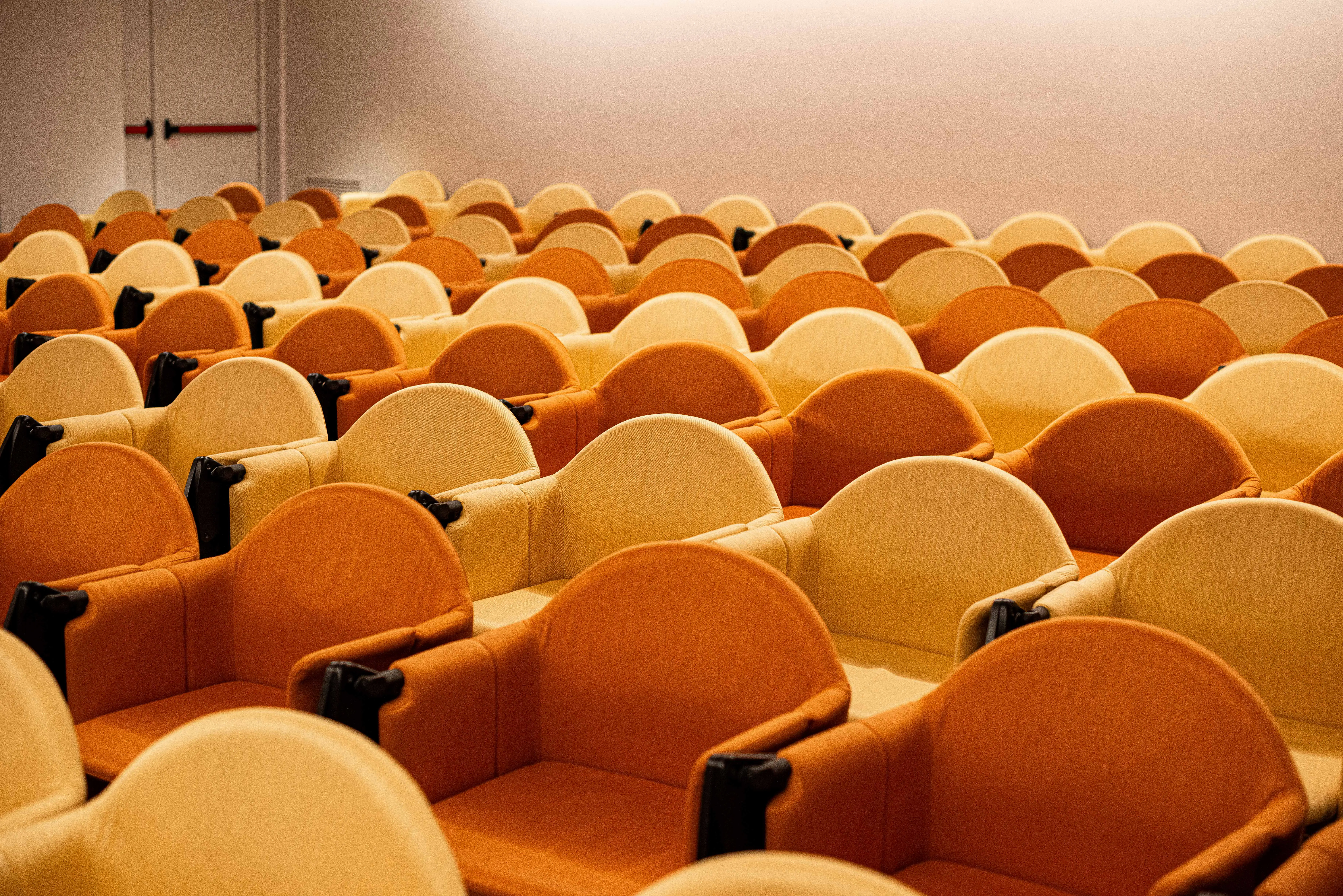 meeting-4-webp.webp